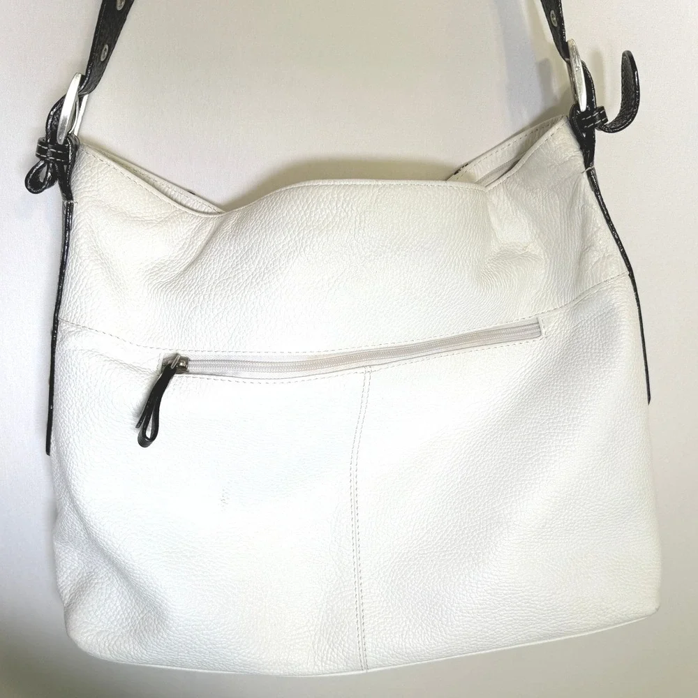 Sophia Visconti White Pebbled Leather Diamond Black Stitch Hobo Shoulder Bag - Picture 2 of 15